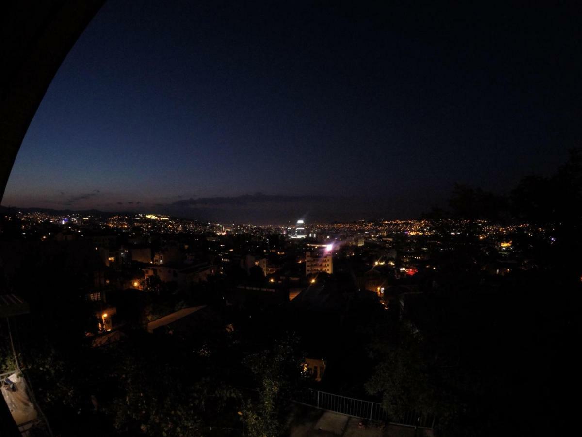 מלון טביליסי Panorama Stairway מראה חיצוני תמונה