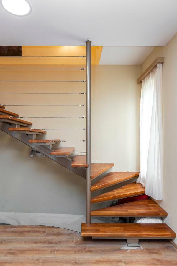 מלון טביליסי Panorama Stairway מראה חיצוני תמונה
