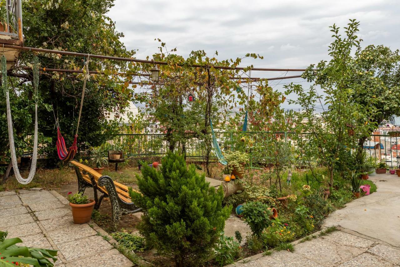 מלון טביליסי Panorama Stairway מראה חיצוני תמונה